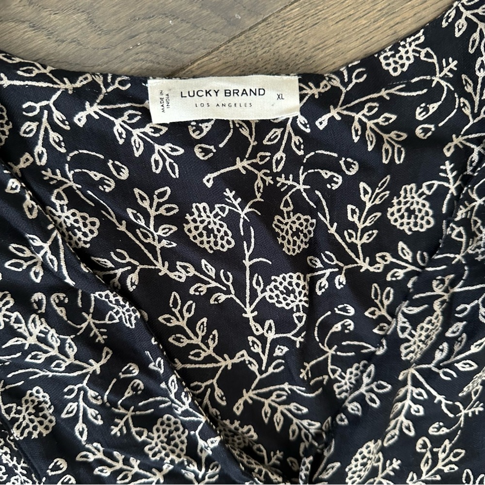 Lucky Brand Tunic Top Size XL - Picture 4 of 6